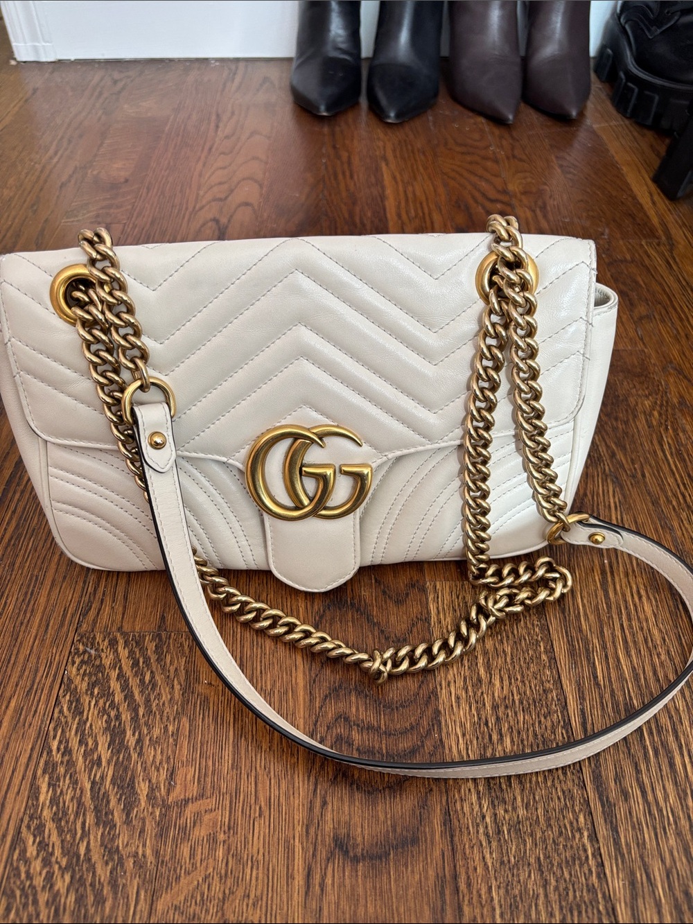 Gucci White Chevron GG Marmont Shoulder Bag with Gold Hardware